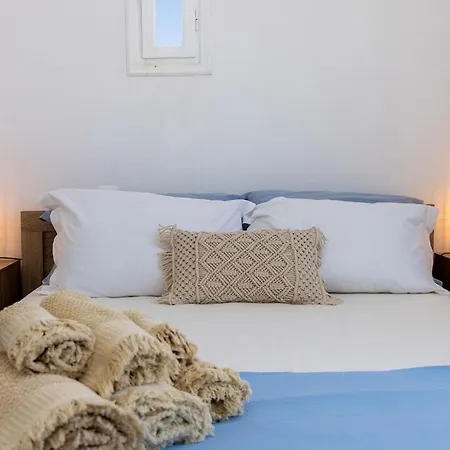 Akre Marlas Tinos * Mamadhos