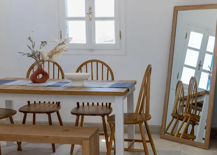 Akre Marlas Tinos Mamádhos